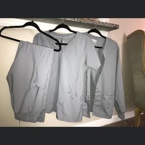 Wonderwink scrub set